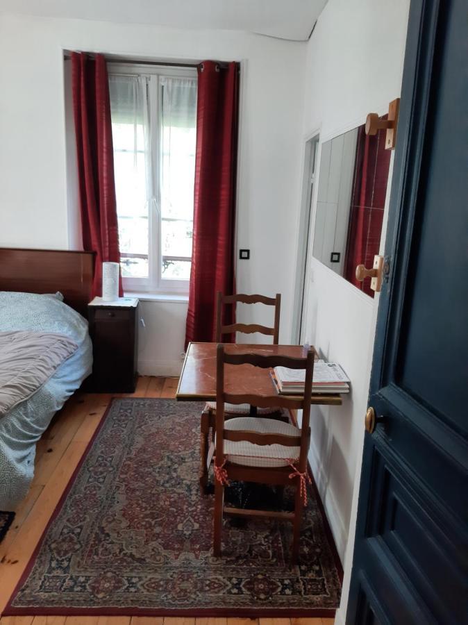 Chambre Eugénie Saint-Cloud Extérieur photo